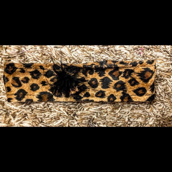 Halloween Costume!!! Full Leopard with Tail Fuzzy - Picture 3 of 5